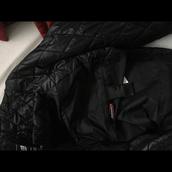 The North Face primaloft jacket M like new - Picture 4 of 4